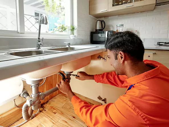 Why Choose Medford's Plumbing for Residential Plumbing Service in Medford, NY?